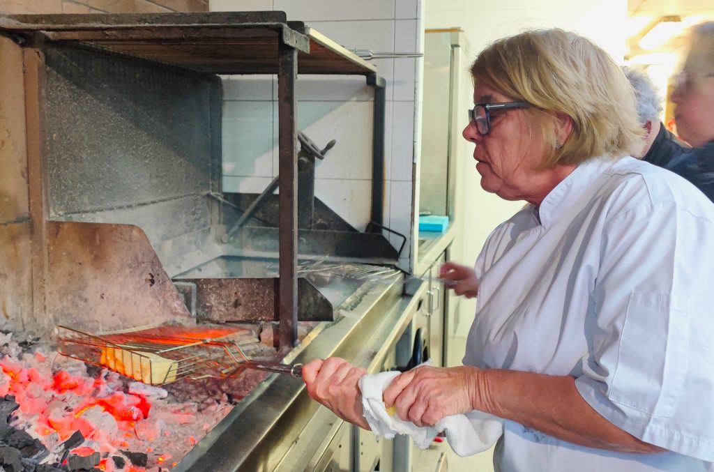 mujeres restaurantes Vizcaya