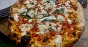 Totò e Peppino: una de las mejores pizzerias del mundo está en Madrid